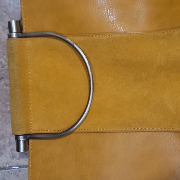 Madison west gold mustard vegan leather crossbody tote bag w coin purse nwot - Picture 6 of 12